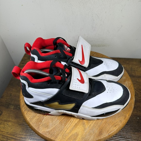 Nike Other - Nike Air Diamond Turf Mens Shoes Black White Red Gold Sz 10 309434-105